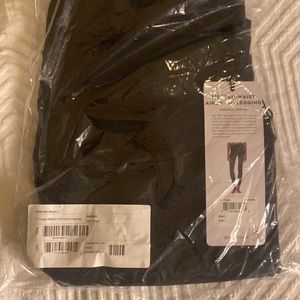 NWT Alo 7/8 high-waist airbrush legging